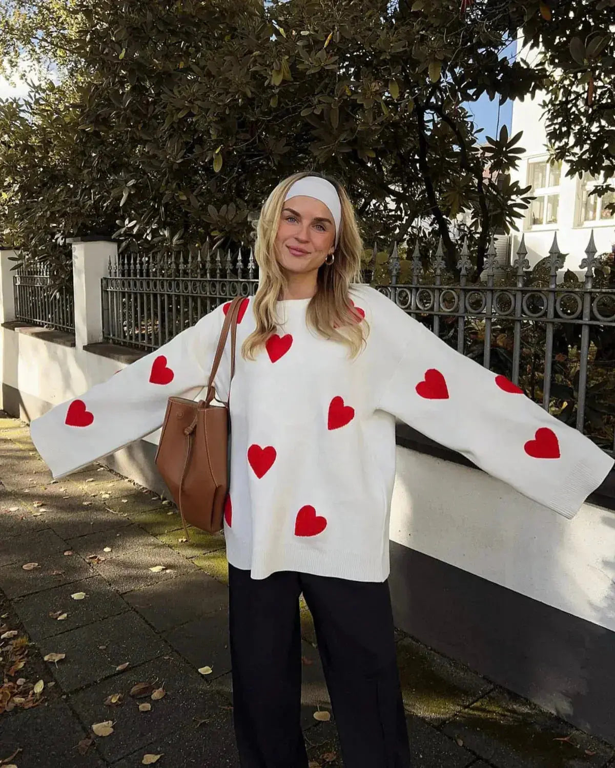 Amorina | Women’s Oversized Heart Knit Sweater