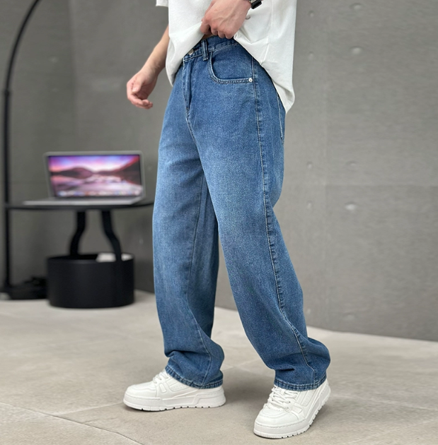 Classic Fit Straight Leg Jeans for Men