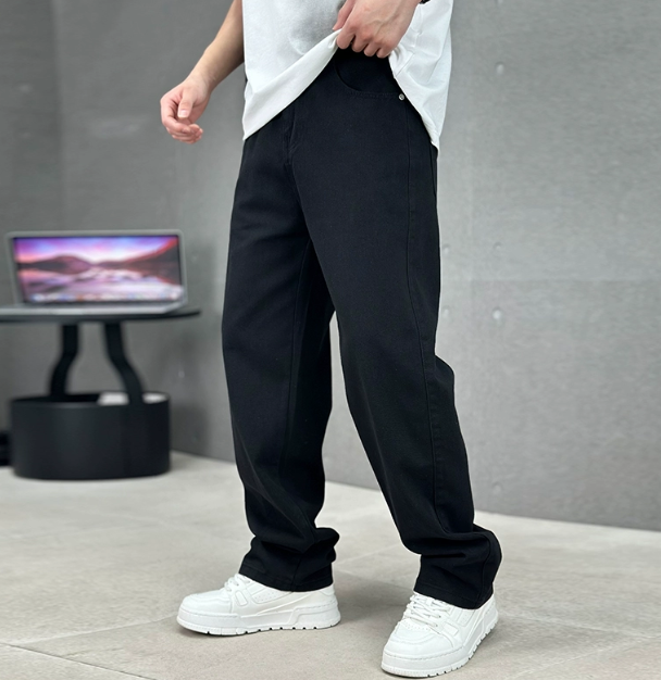 Classic Fit Straight Leg Jeans for Men